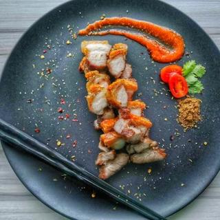 Stir Fried Belly Pork With Garlic & Chilli